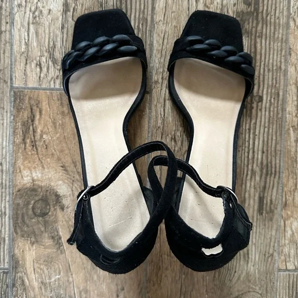 Nicole Miller Suede Heels - Picture 4 of 7